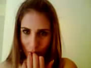 오르가즘을 느낄 때까지 자위하는 그리스 십대