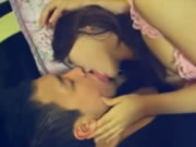 남자친구와 함께하는 중국 소녀