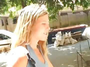 노인과 섹스하는 금발 아가씨