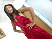 세계에서 가장 작은 아시아 포르노 스타