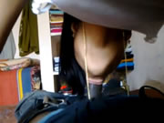 아랍 여성은 69 구강 성교를 제공합니다.