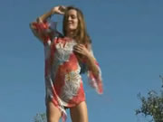 산속의 섹시한 소녀